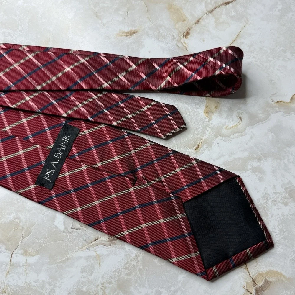 NWOT Jos. A. Bank Men's Silk Necktie‎ Red Blue Green Plaid 3 3/4 x 59